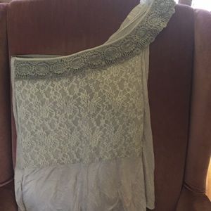 Gorgeous one shoulder top